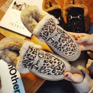 ムートン風ショートブーツ