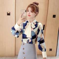 2020年夏は「脱定番？！」珍しいブラウスを紹介します♪