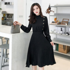 12月デートにピッタリ♡聖夜にふさわしいワンピースたち