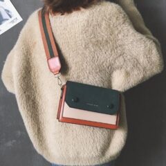 シンプルコーデに映えさせたい！誰とも被らない個性派バッグとは？