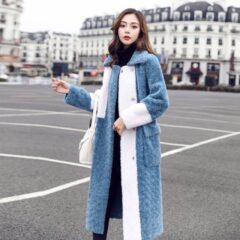 暗い冬コーデに飽きた人必見！ハッピーな気分のキレイ色コート特集