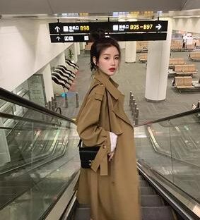 カジュアルウインドブレーカージャケット　韓国スタイル