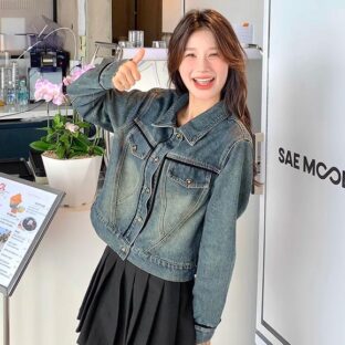 長袖デニムジャケット春と秋のファッションレトロ
