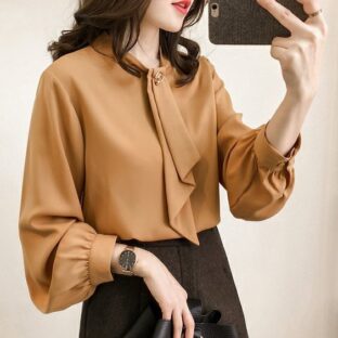 ピン付きリボン襟 とろみ質感 上品 好感度UP オフィスコーデ