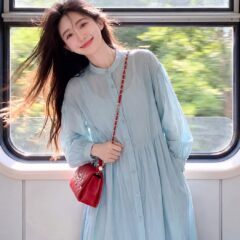 春に良く似合う！くすみブルーの優しいワンピース特集