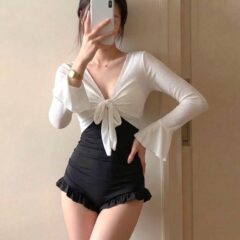 露出控えめで細見え！大人の「洋服見え」進化系ワンピース水着3選